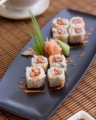 12.Maki crispy duck(8 unidades)