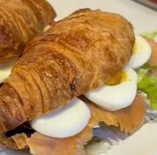 Croissants de Salmão