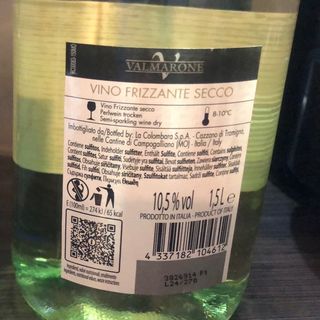 Vino bianco frizzante secco 1,5L