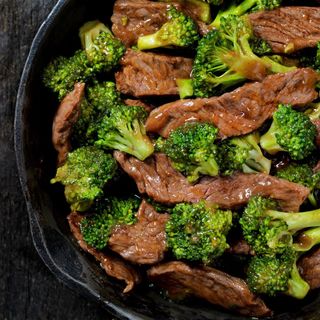70. Ternera Con Brocoli