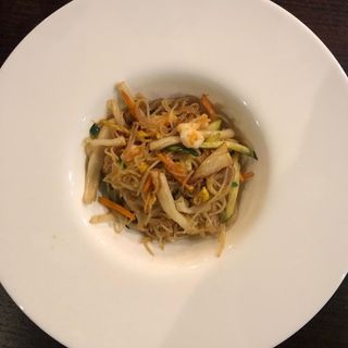 245. Spaghetti di riso con misto mare