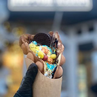 Гонконгська вафля, з морозивом