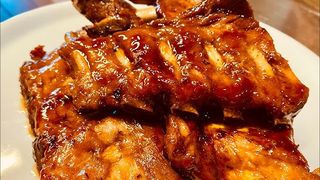 Costine in salsa piccante