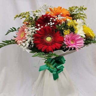 Ramo De Gerberas Multicolor