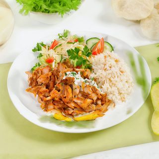 Plato Kebab Con Arroz