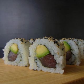 Uramaki Tonyina I Alvocat (8 Uds.)