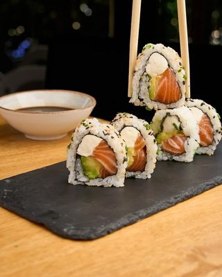 Sésame Saumon - 4 Pièces