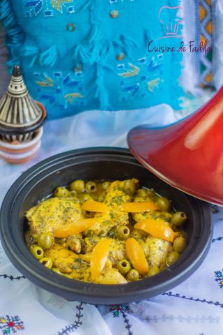 Tajine De Poulet Aux Citron Confits Et Olive M'slalla