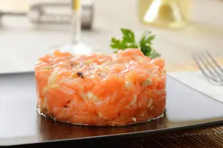 204 Tartare di salmone