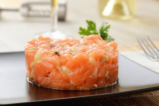 4. Tartare di salmone