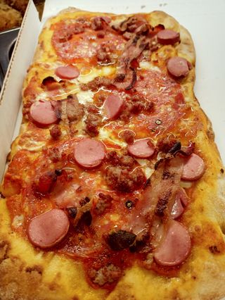 Pinsa del brontosauro 