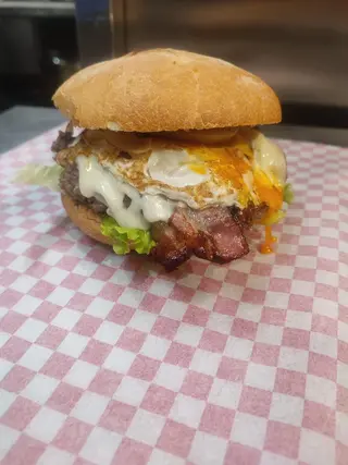 Burger completa