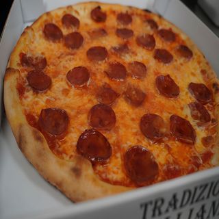 Pizza Clásica Diavola