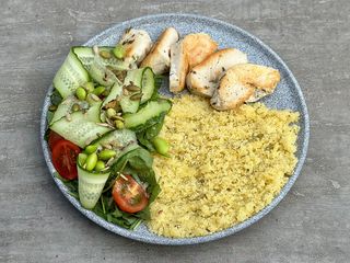 Кускус з куркою (260g)