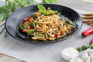 Wieprzowina z bambusem i grzybami Mun