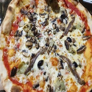 Pizza Capriciosa, Mediana