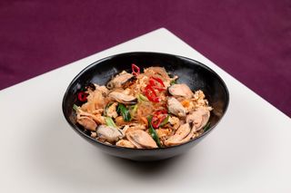 Пад Тай з мідіями (320г)