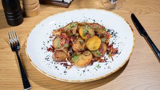 Cartofi țărănești cu bacon