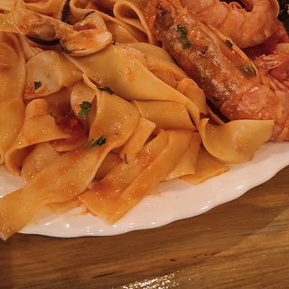 Pasta Con Salsa de Tomate y queso Rallado MENU NIÑOS