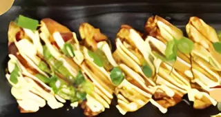 Okonomiyaki Gyozas (6 Uds.)