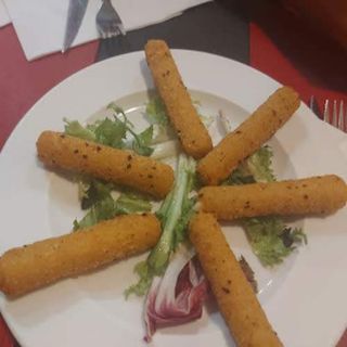 Palitos De Mozzarella Rebozados