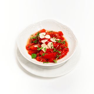 Salată de ardei copți