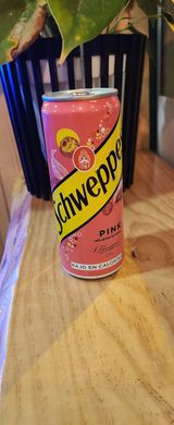 Schweppes pink lata