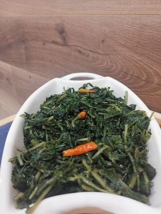 Cicoria ripassata aglio e peperoncino