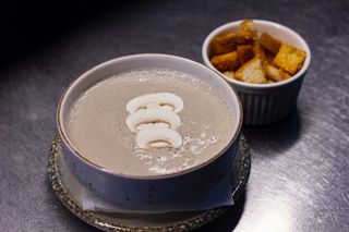 სოკოს კრემ სუპი