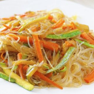 spaghetti di soia con le verdure