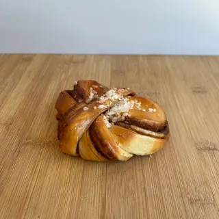 Cinnamon roll