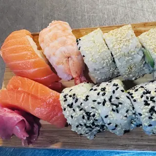 124. Shushi bandeja