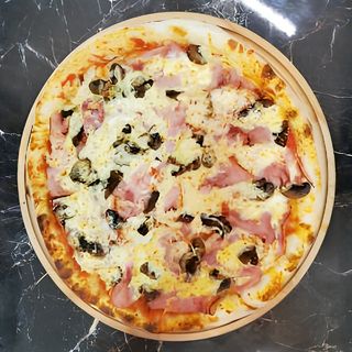 Пицца с ветчиной и грибами (33 см.)