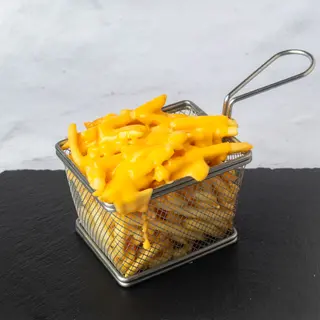 Pomfrit sa čedarom