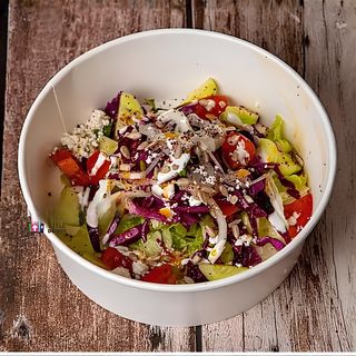 Салата Fattoush с лаваш