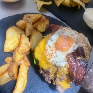 Hamburguesa la Vaca Lola (Una Smash con todas las Letras.)