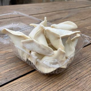 Вареники з вишнею (100г)