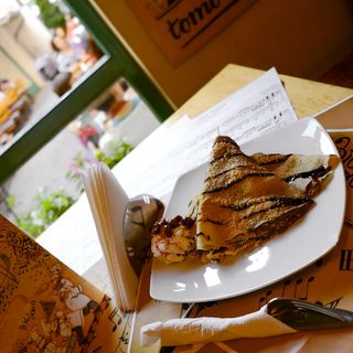 Loco snickers palačinka