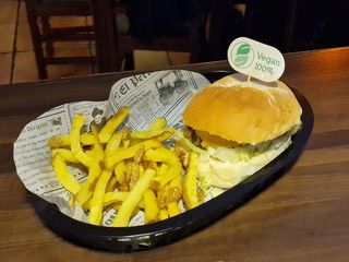 Groot Burger