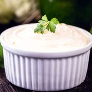 BOTE DE SALSA BLANCA