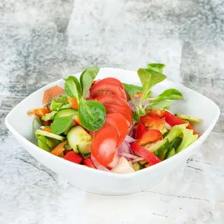 Salată asortată de vara