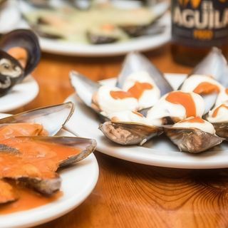 Mejillones solo con Mahonesa  (8 Uds.)