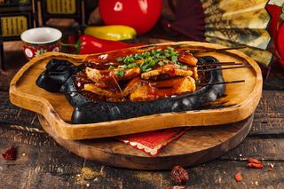 K1-შემწვარი ორაგულის ფილე ჯოხებზე ,,თიებანი’’