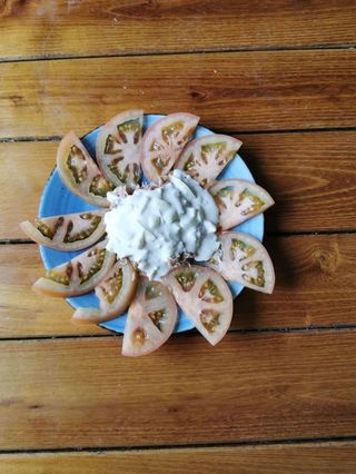 Ensalada De Tomate Y Atún