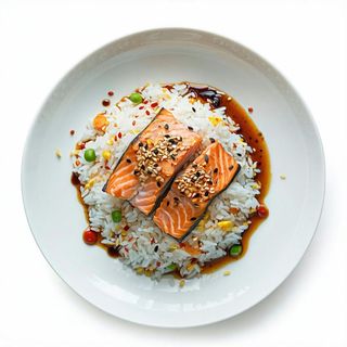 29. Riso saltato con salmone