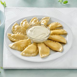 Coltunasi cu branza de vaci