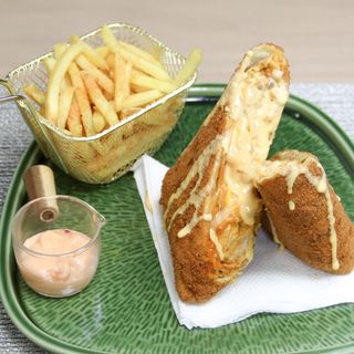 Fried see food tacos 