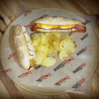 2 Bokatines + 1 Entrante + 1 Bebida