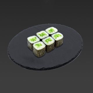 Мини ролл с огурцом