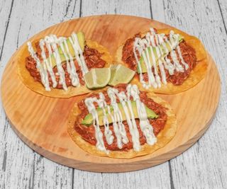Tacos De Tinga De Pollo (3 Uds.)